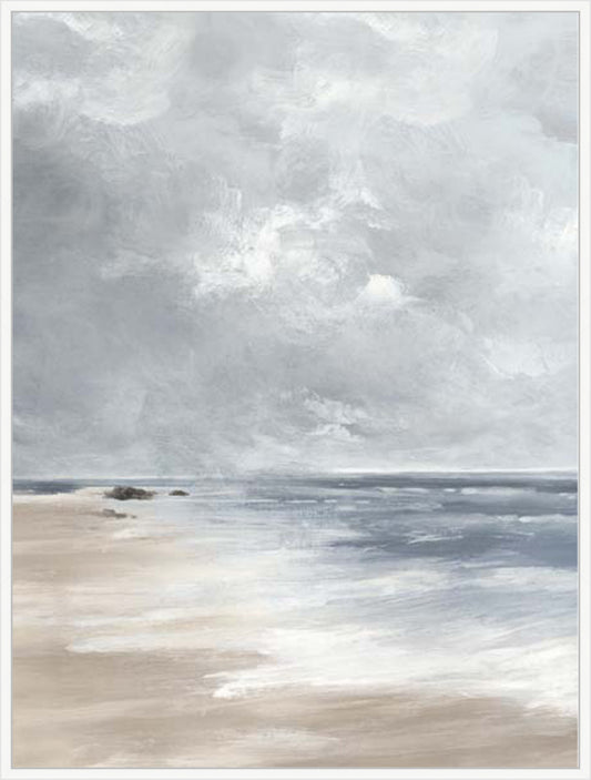 Calm Waves Under Overcast Sky in White  Grande
