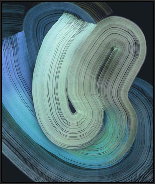 Bend in the Current in Black  Grande