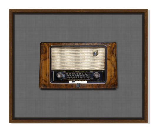 Vintage Radio in Gray II