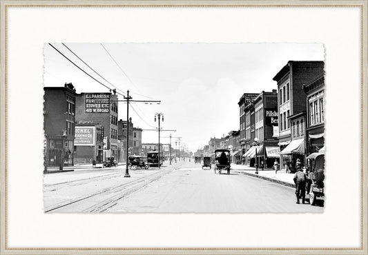 Street in Richmond circa 1920